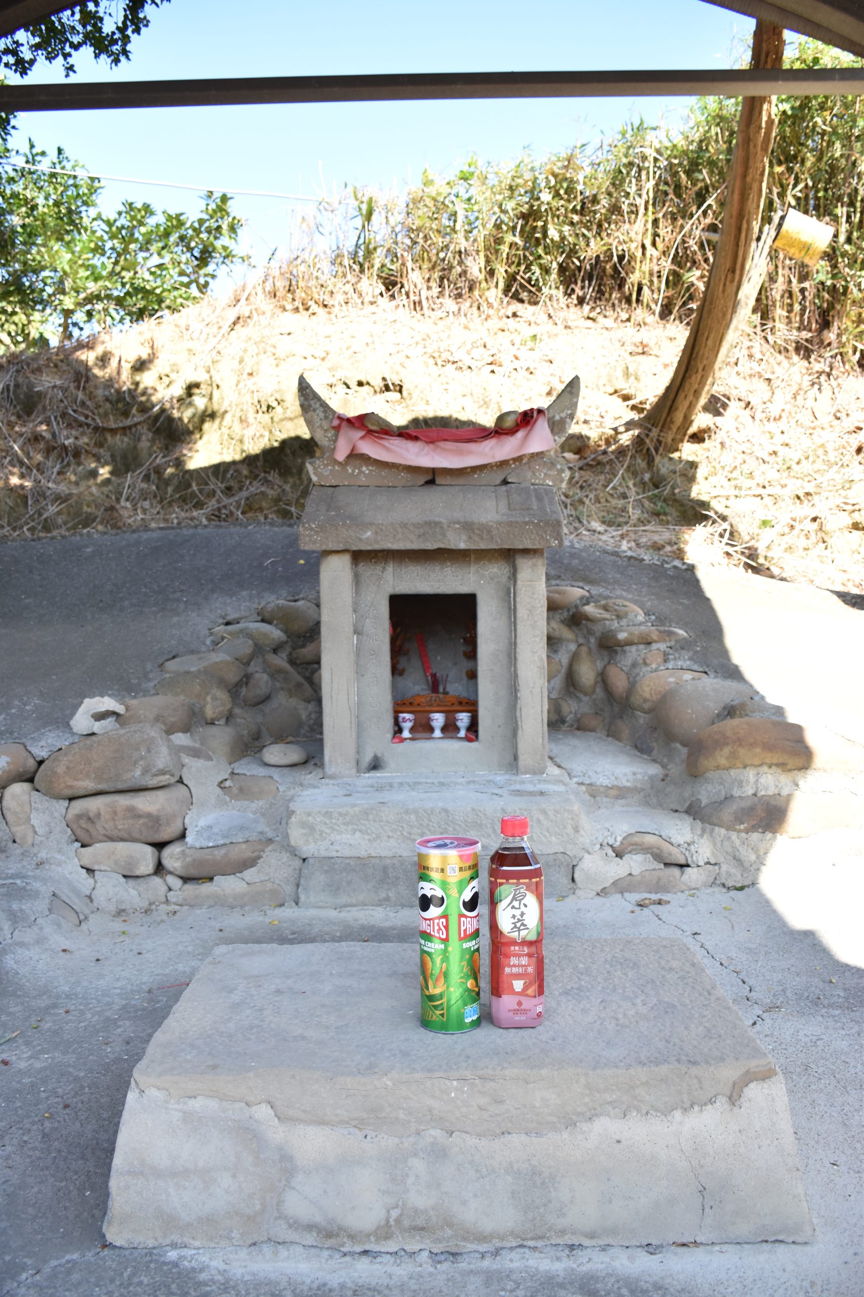 大份田埤頭面伯公
